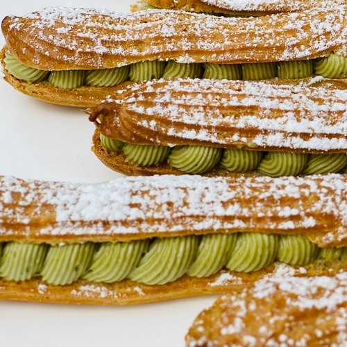 Eclairs baking course for private corporate events